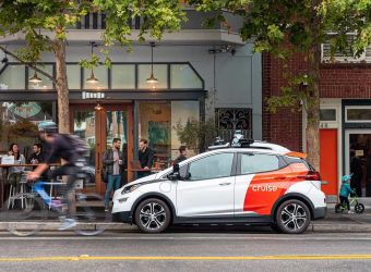 Cruise lance son service de robot-taxis autonomes, et débloque 1,35 milliards de dollars